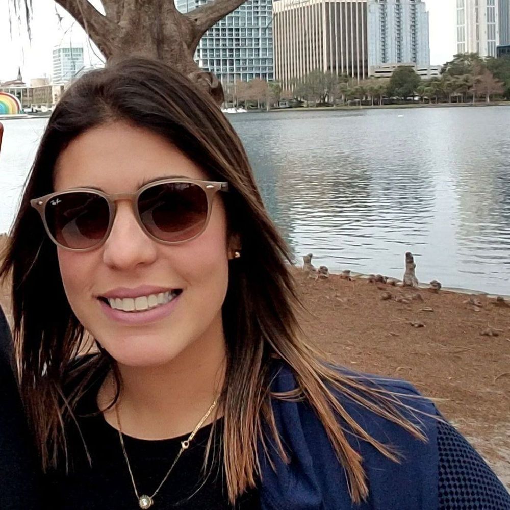 Meet your Posher, Adriana